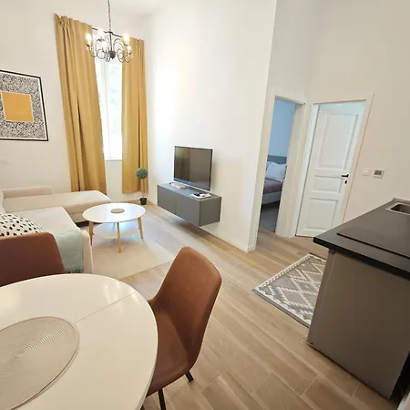 Tinelinn #old Town Bridge * Zadar